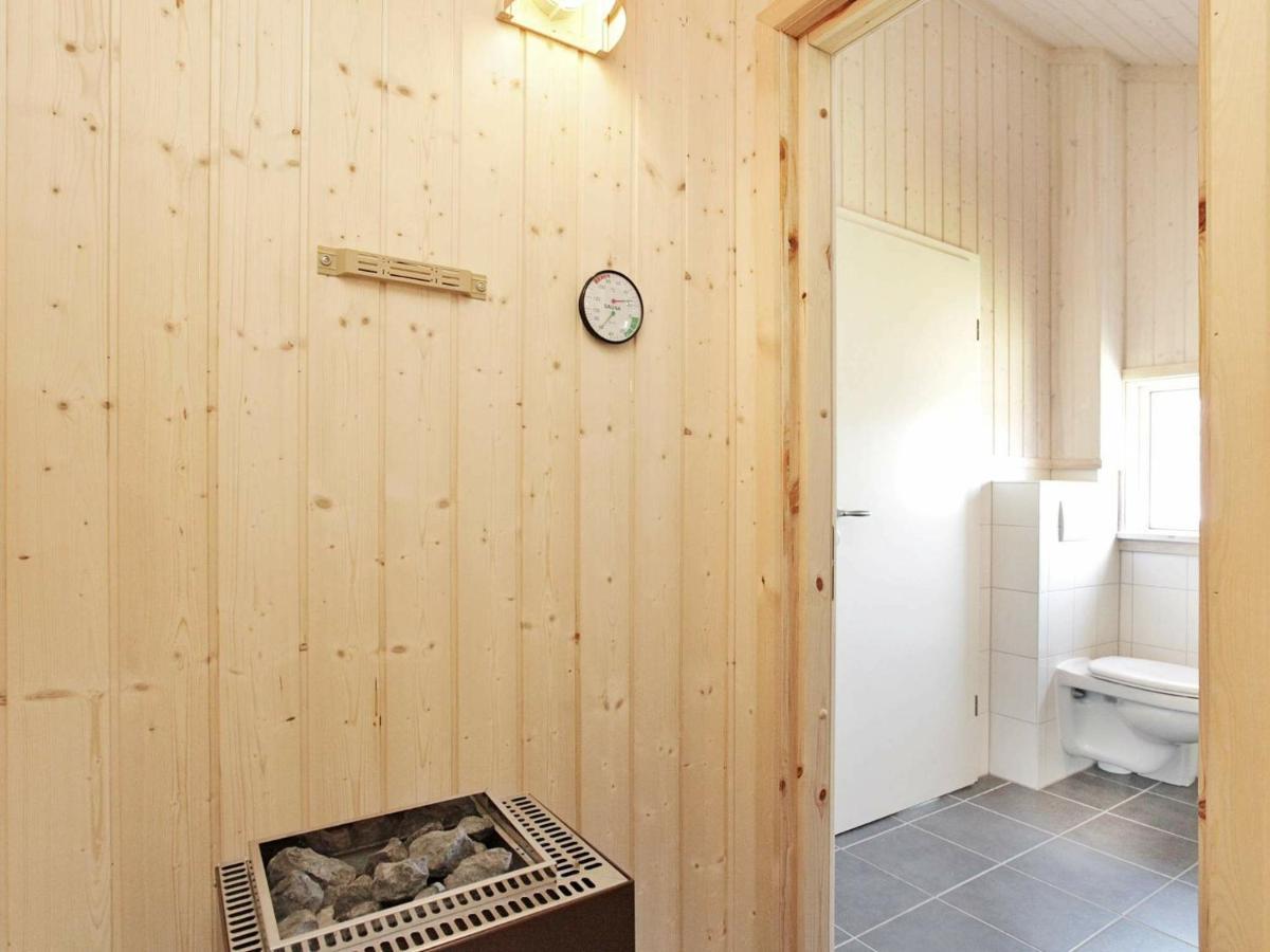 6 Person Holiday Home In Gro Enbrode Grossenbrode Bagian luar foto